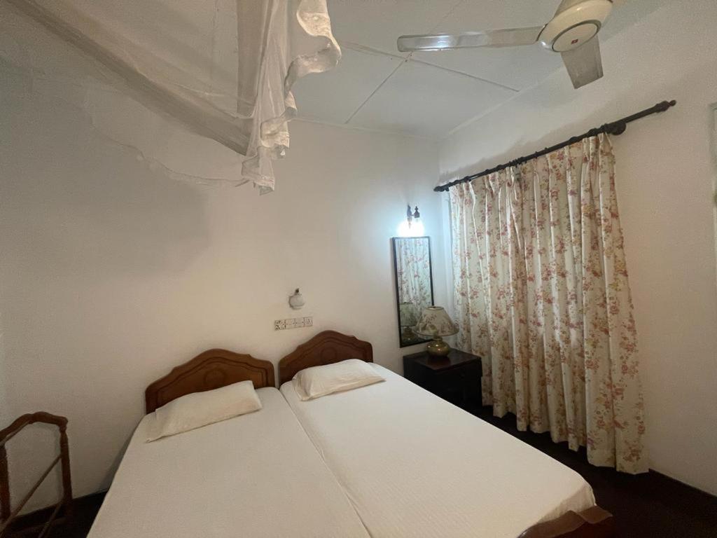 Kandy Inn Madugalle'S Family Guest House Εξωτερικό φωτογραφία