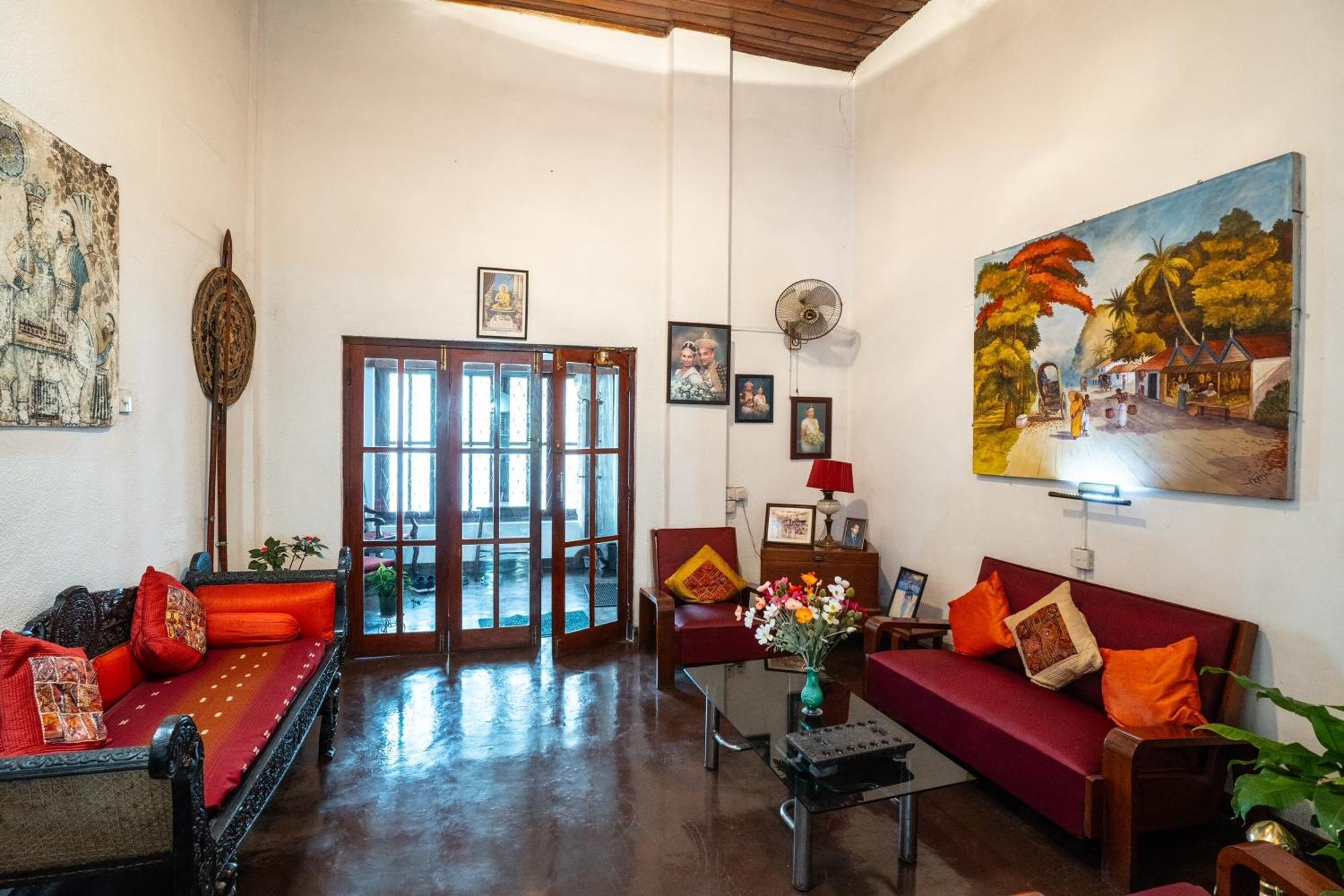 Kandy Inn Madugalle'S Family Guest House Εξωτερικό φωτογραφία