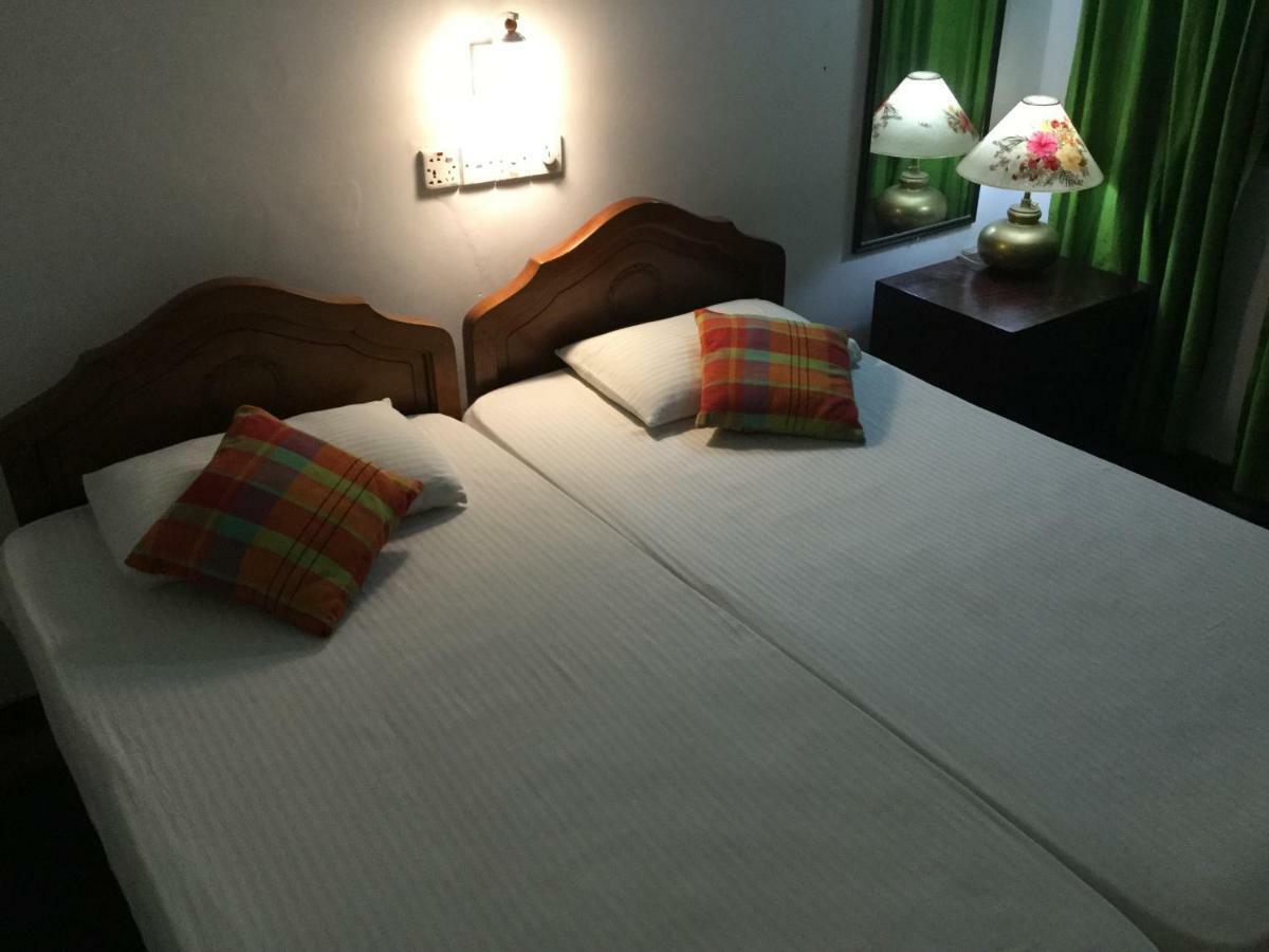 Kandy Inn Madugalle'S Family Guest House Εξωτερικό φωτογραφία